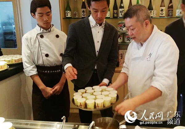 日本料理大师广州讲课 传授日式高汤秘方