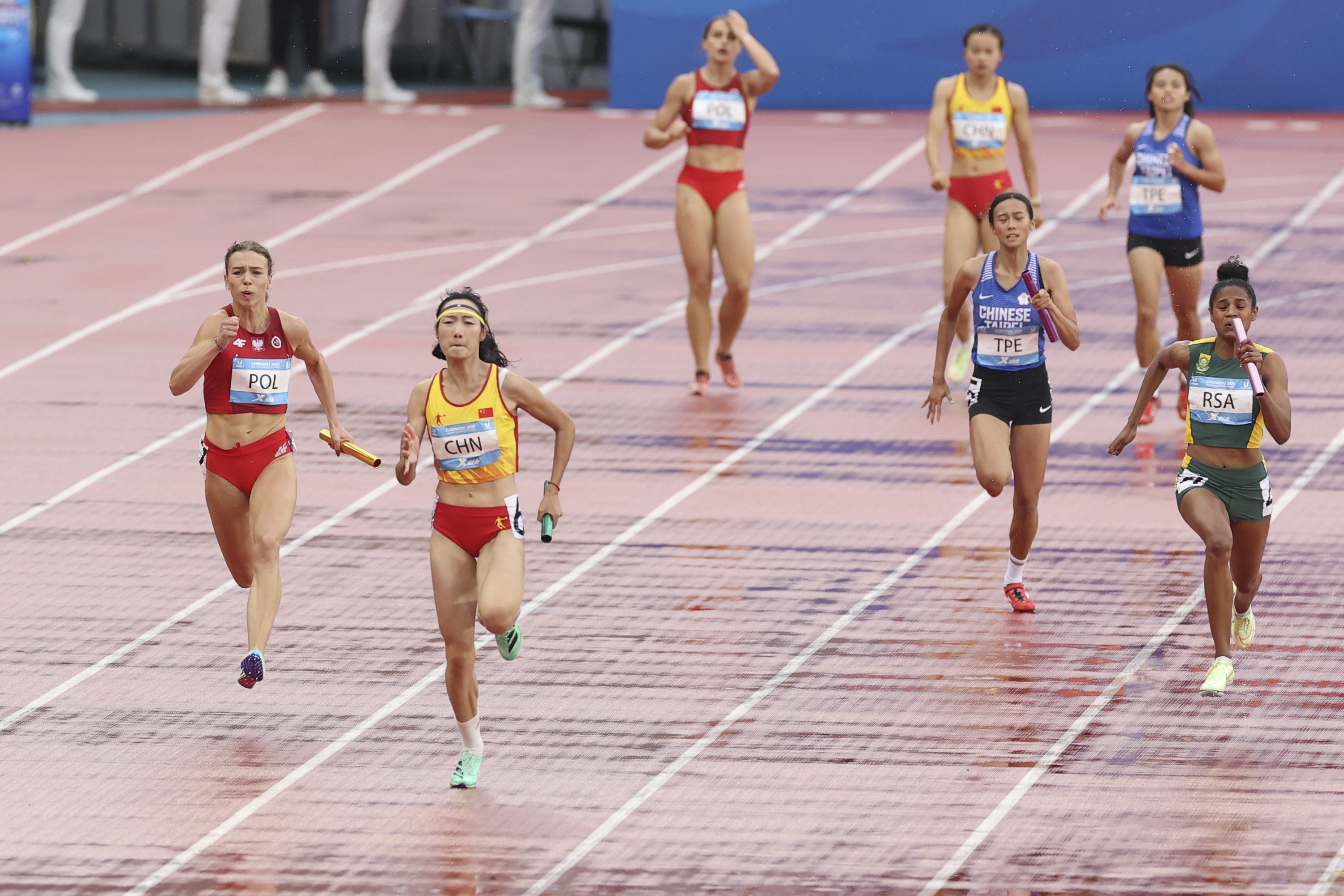 中国队获女子4x100米接力决赛金牌。图片来源：成都大运会官网