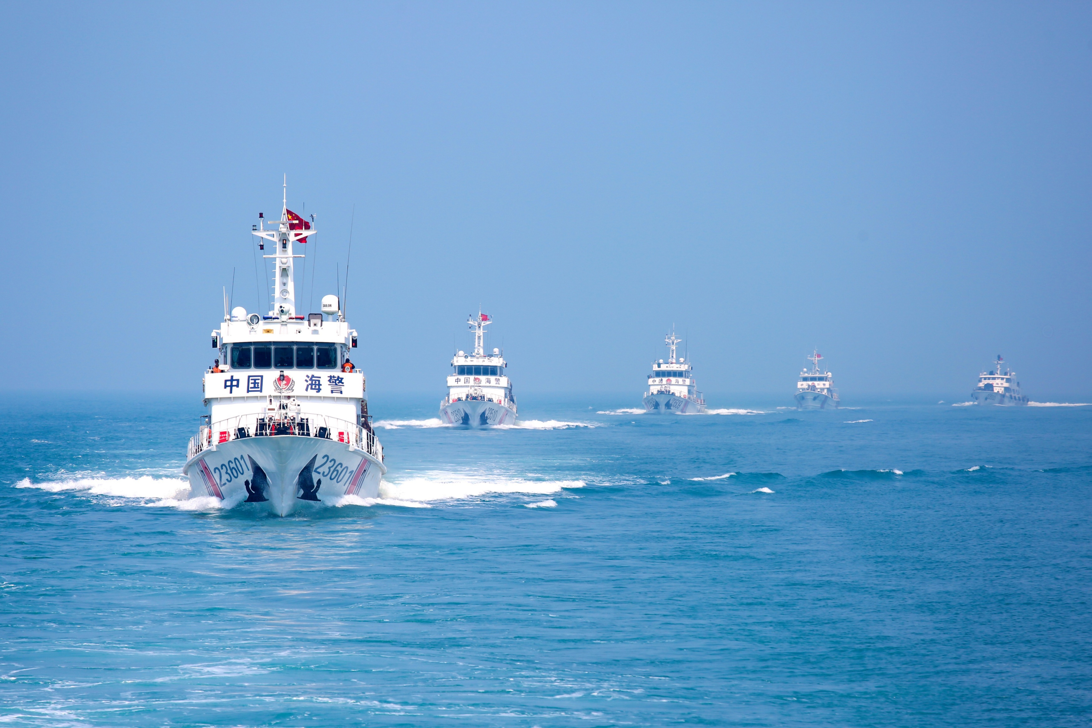 中国海警局南海分局海警舰艇编队位南海海域开展常态化巡航。中国海警局南海分局供图