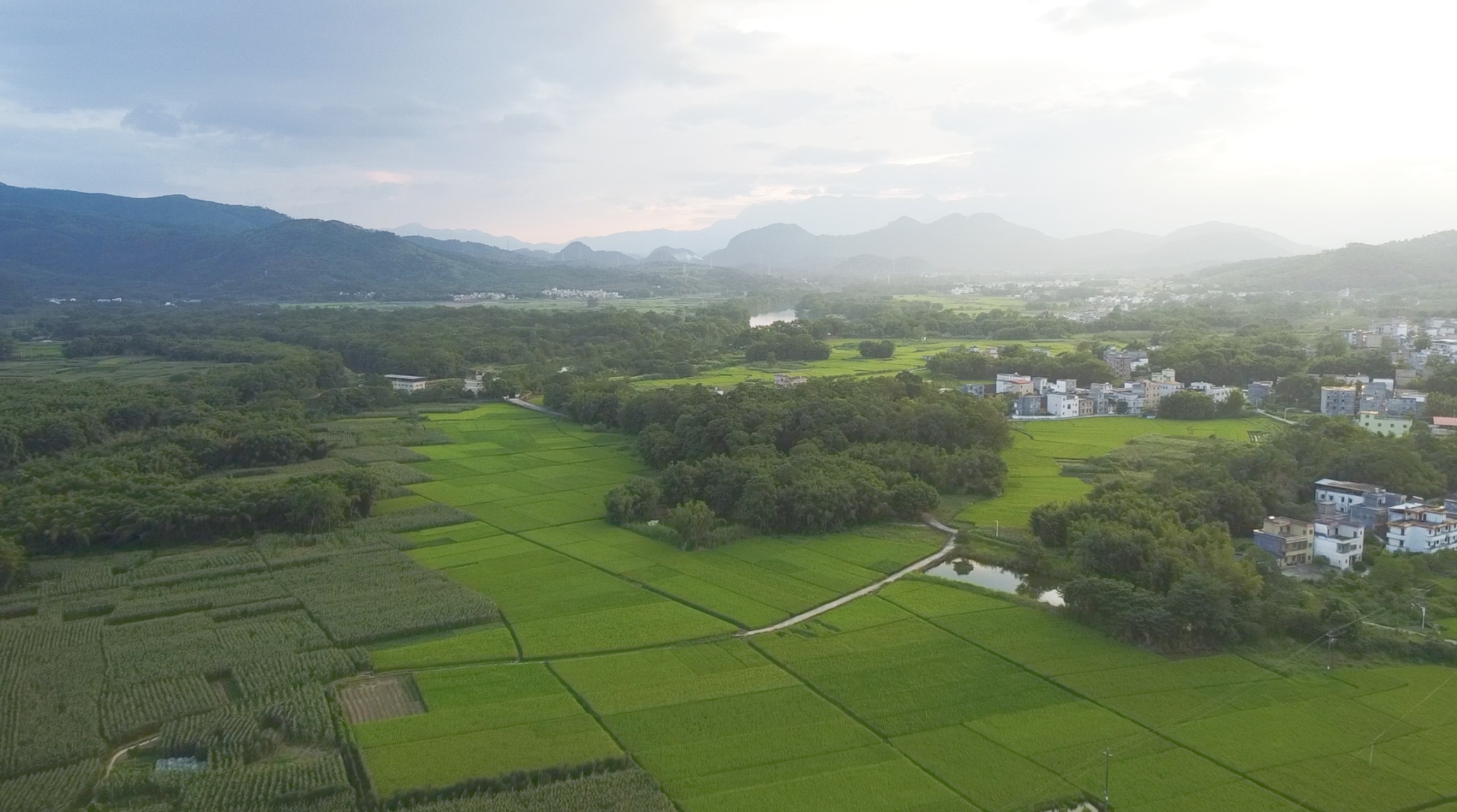 广东省清远市阳山县杜步镇田园风光。（资料图）人民网 何善福摄