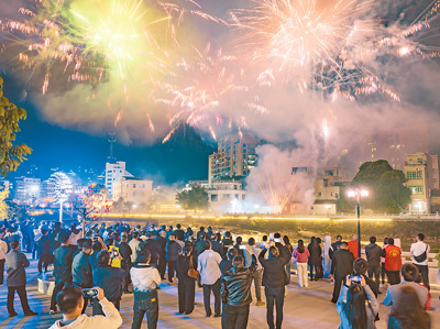 近日，永汉光影艺术季在广东省惠州市永汉镇举办。戈金星摄