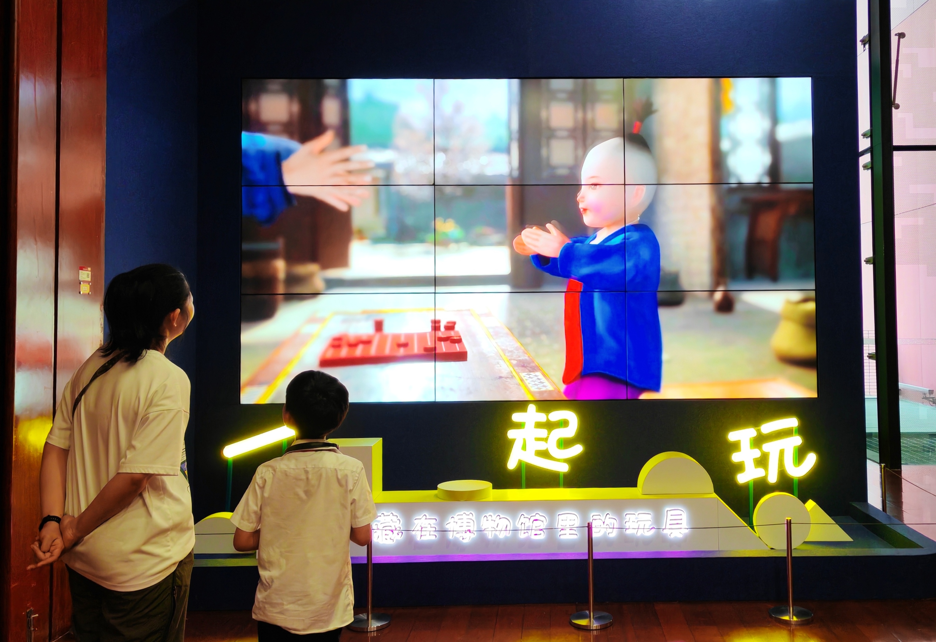 “一起玩：藏在博物馆里的玩具”特展在广东省博物馆开幕。人民网 宁玉瑛摄