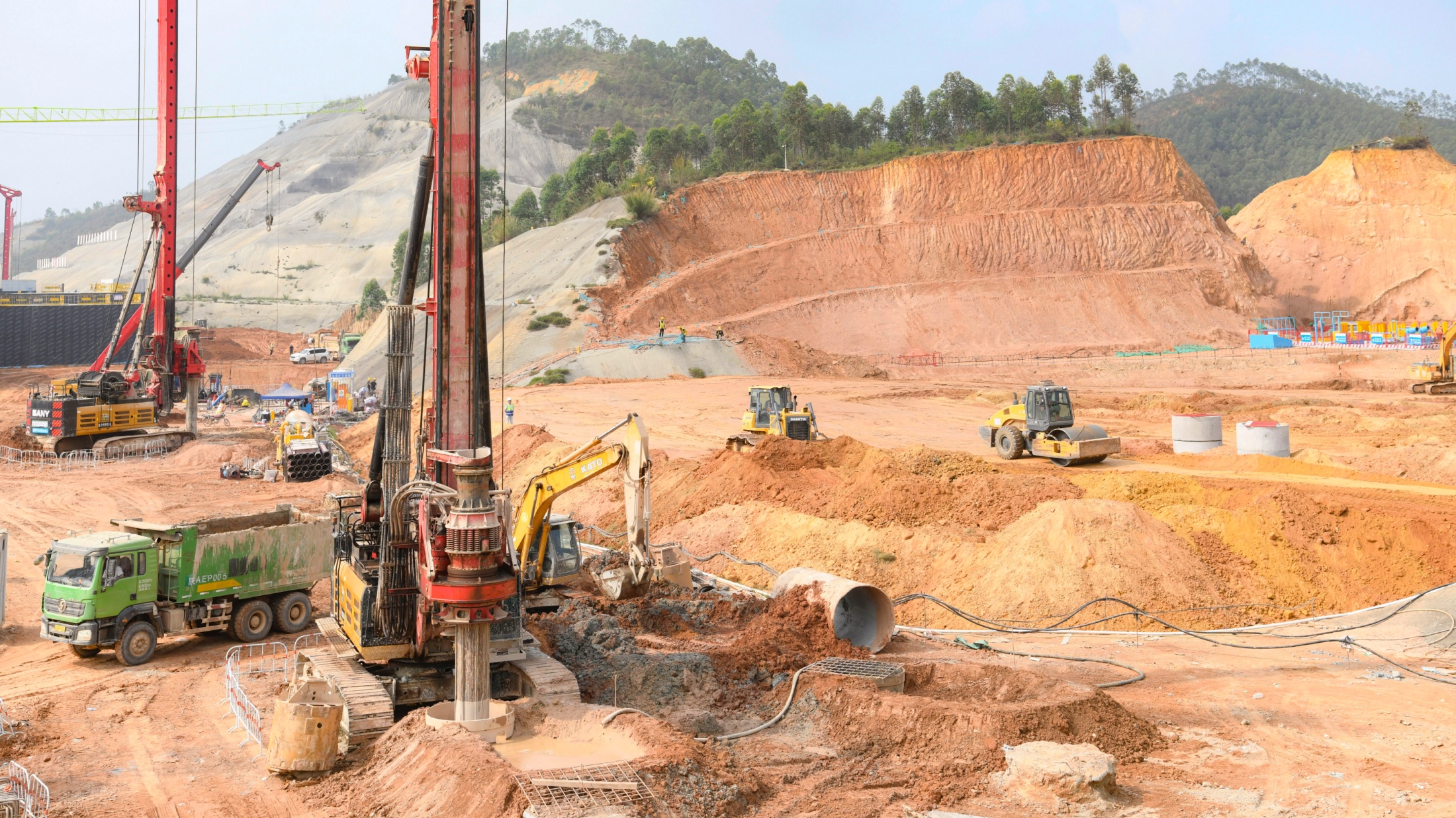 3月25日上午,广州新机场项目正式开工建设。广东机场集团供图