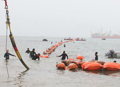 世界最长三条海底电缆成功登陆海南岛--广东视