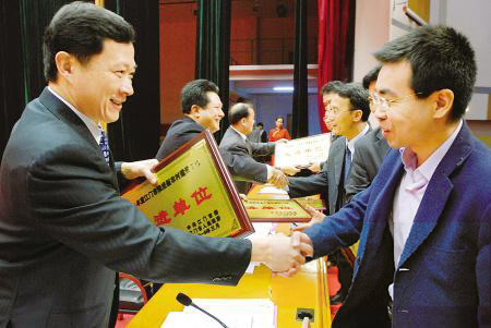 江门市长王南健:着力提升镇级经济发展质量