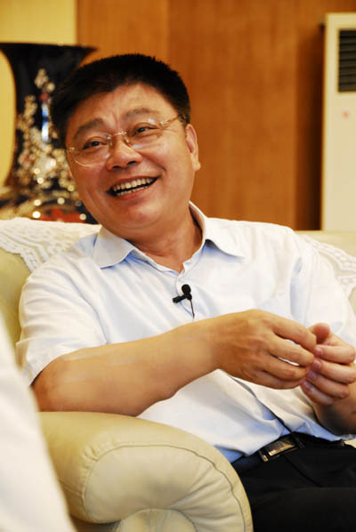 [组图]<em>云浮</em>市委书记王蒙徽接受人民网独家<em>视频</em>