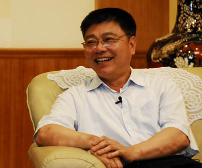 [组图]<em>云浮</em>市委书记王蒙徽接受人民网独家<em>视频</em>