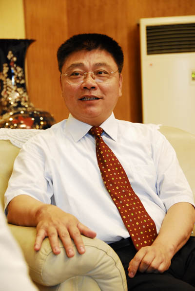 [组图]<em>云浮</em>市委书记王蒙徽接受人民网独家<em>视频</em>